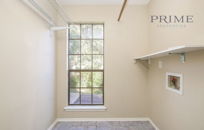 Beautiful home located in quiet cul-de-sac!