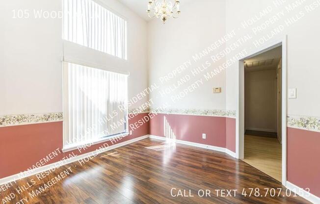105 WOODWAY LN