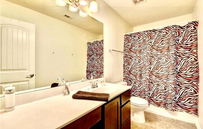 1054 Dorn, Kyle, Texas 78640