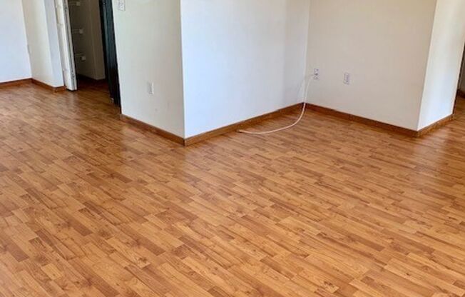 Lovely 3/2 in Poinciana! HUGE fenced yard and NO CARPET!