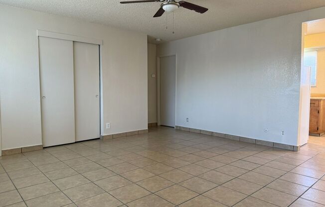 Studio, 1 bath, 500 sqft, $800, Unit #5