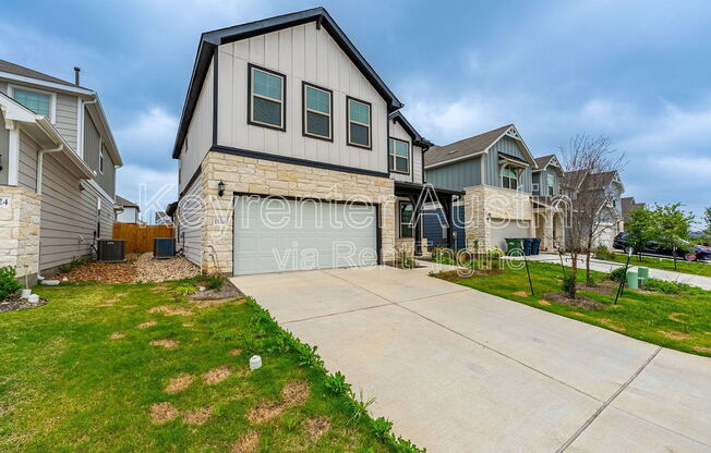 1520 HOLLY LK DR