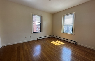 1 bed, 1 bath, 475 sqft, $2,300, Unit 53