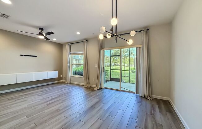 3 beds, 2.5 baths, $2,250