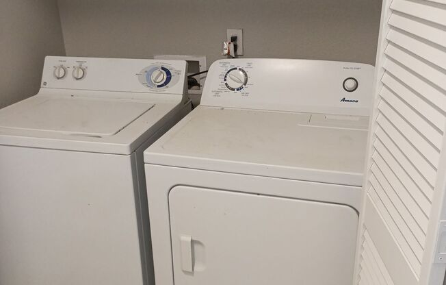 2 beds, 2 baths, 1,137 sqft, $1,599, Unit Las Vegas Blvd. 1239