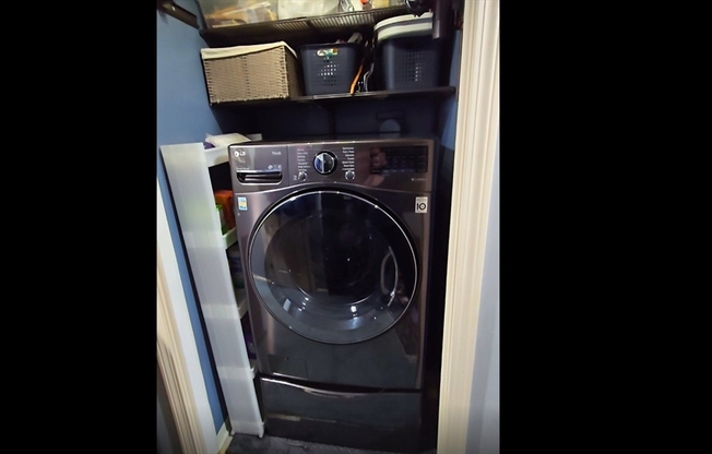Studio, 1 bath, 537 sqft, $3,200, Unit 205
