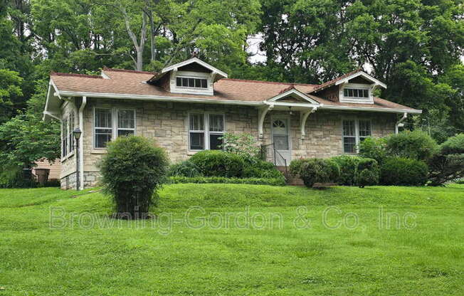 3016 LEBANON PIKE