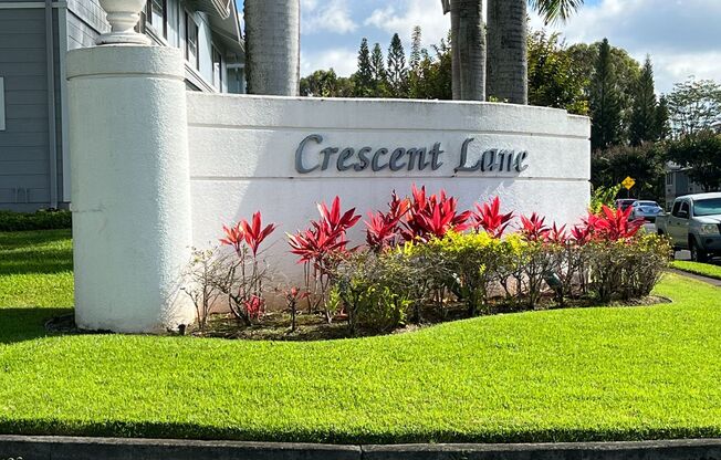 2 Bedroom/ 2 Bath/ 2 pkg at Crescent Lane