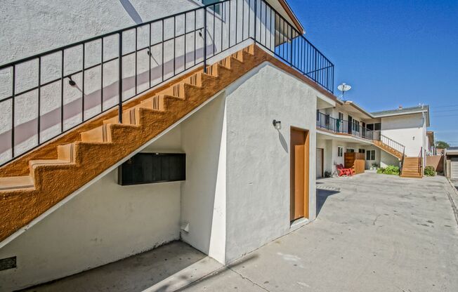 2307 Carnegie Lane