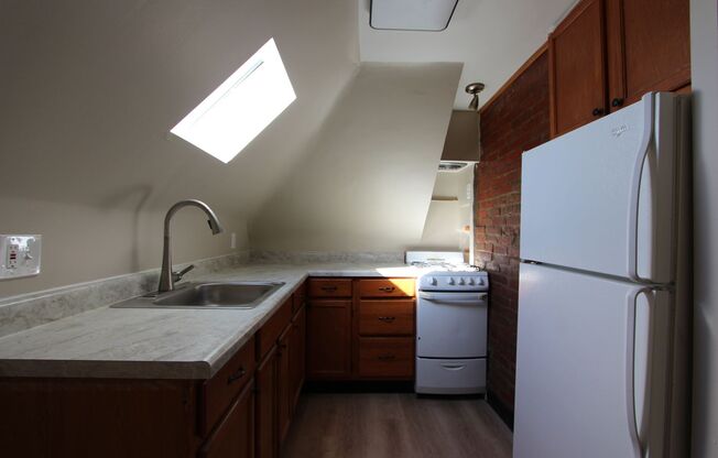 7921-7927 Graff Ave. [ESCROWED]