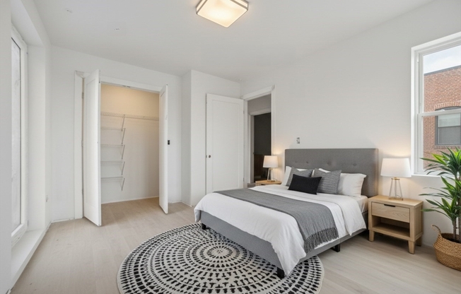 2 beds, 1 bath, 905 sqft, $4,800, Unit 310