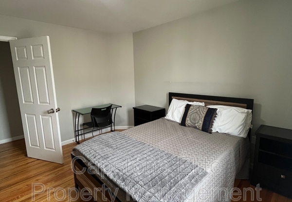 255-257 NJ Railroad Ave #2