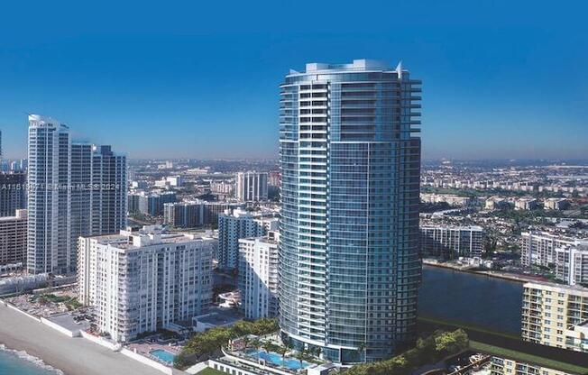 2711 S Ocean Dr