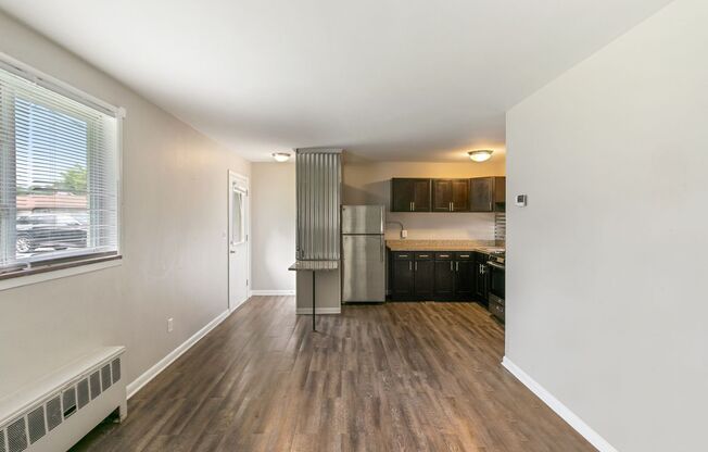 1 bed, 1 bath, 600 sqft, $995