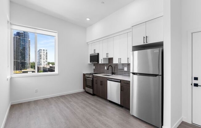 1 bed, 1 bath, 420 sqft, $1,495, Unit 16