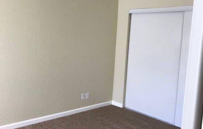 1 bed, 1 bath, 700 sqft, $1,710, Unit 237