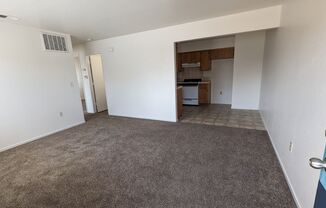 2 beds, 1 bath, 841 sqft, $875, Unit #1