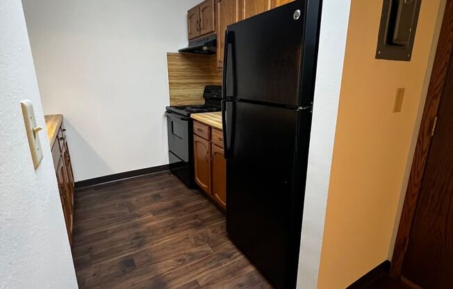 1 bed, 1 bath, $675, Unit 204