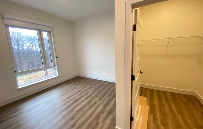 1 bed, 1 bath, 903 sqft, $2,590, Unit 255