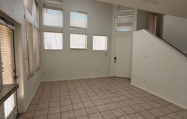 3 Bedroom Townhouse with Garage, Gated Community  (Broadway & McClintock)