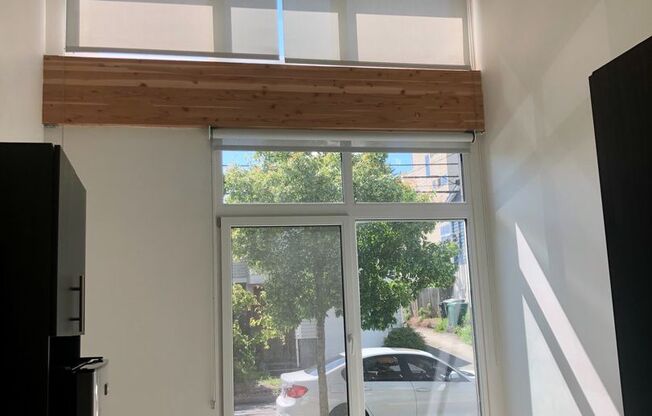 1 bed, 1 bath, 429 sqft, $1,995, Unit 102
