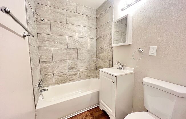 1 bed, 1 bath, 600 sqft, $835, Unit Unit 38