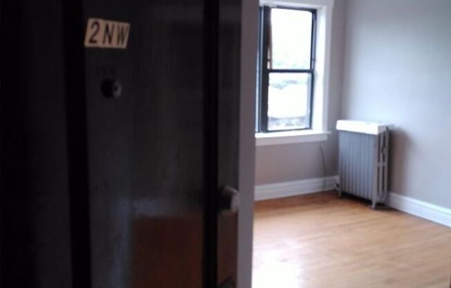 1413-15 HOWARD STREET