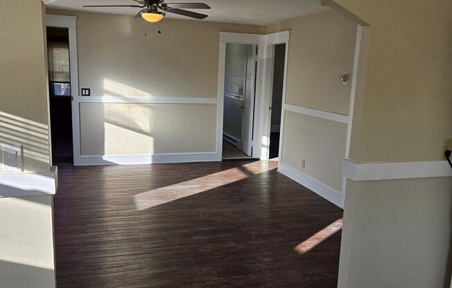 3 beds, 1 bath, 1,000 sqft, $1,900, Unit 2nd Floor