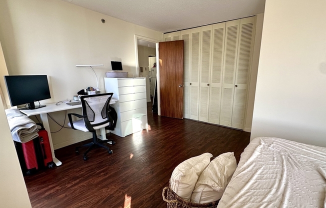 1 bed, 1.5 baths, 750 sqft, $3,000, Unit 307