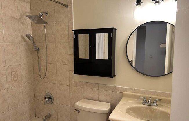 414 W 54 ST