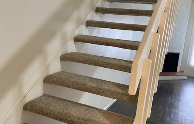 2 beds, 1.5 baths, 1,050 sqft, $1,025, Unit *124