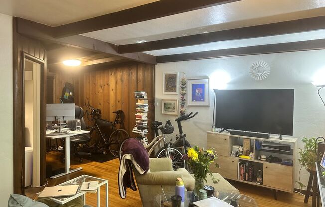 2114 Ward Street LLC