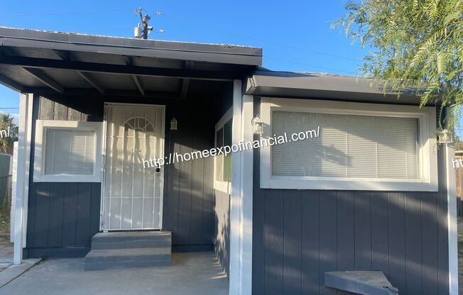 2 beds, 1 bath, $1,595