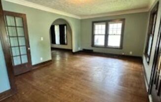 823 Central Ave