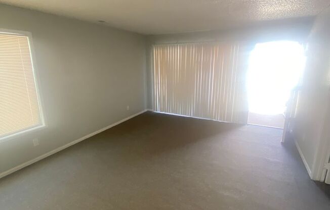 3 beds, 2 baths, $1,945, Unit # 217