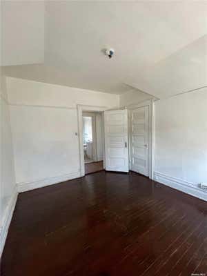 2 beds, 1 bath, $2,500