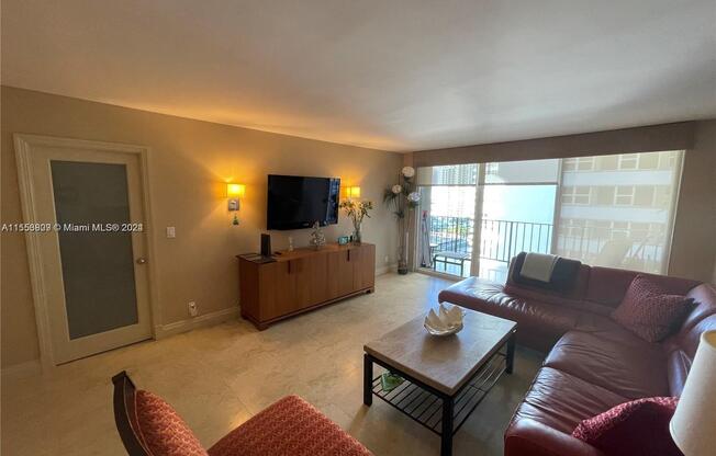 2030 S Ocean Dr