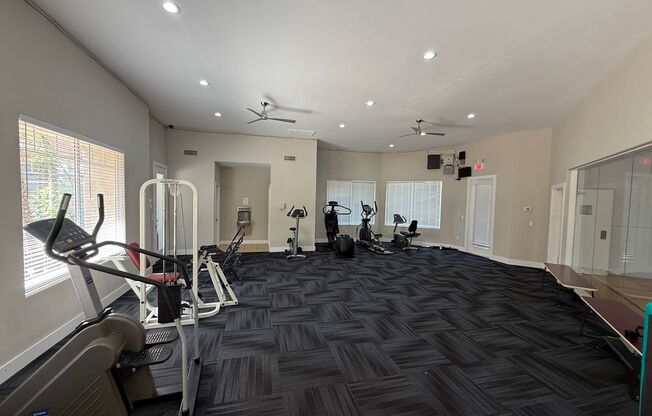 2 beds, 1 bath, $1,395, Unit # 2029