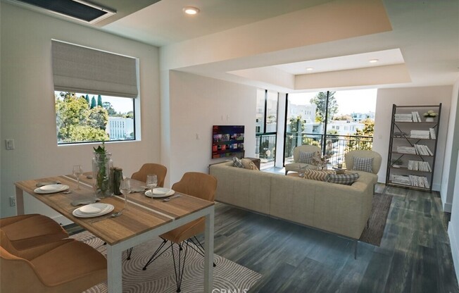 1482 S Sherbourne Dr