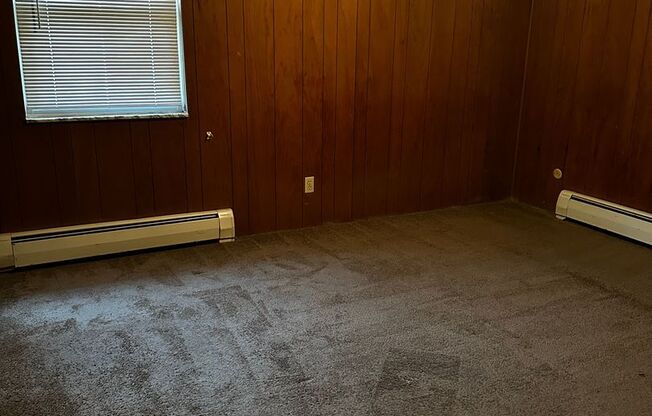 1130 W Kirkwood Avenue