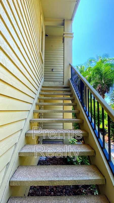 47 PELICAN PL