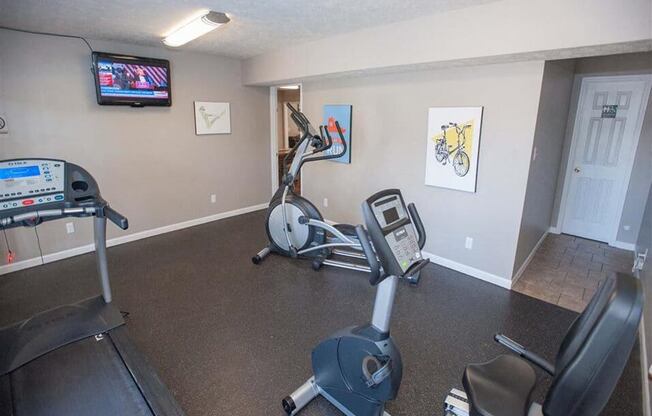 apartment fitness center at Post House North Apartments