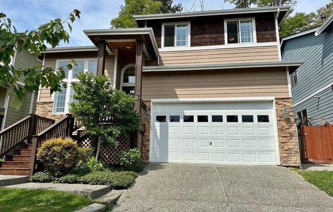 Charming 6 beds 2.5 bath house in Bothell!