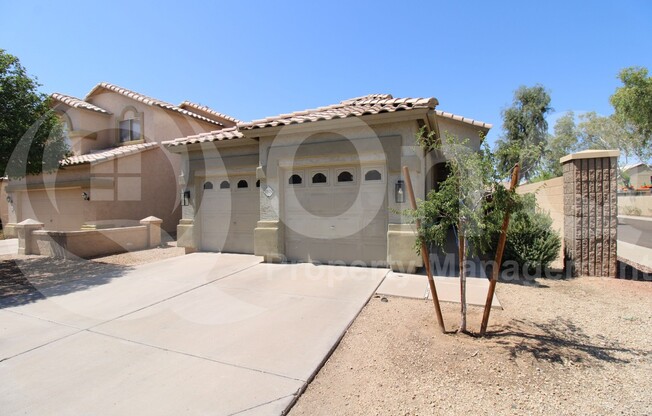 10504 W CORONADO RD