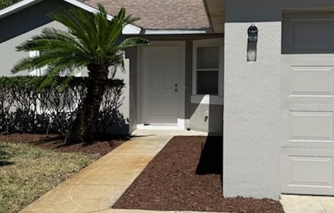 Great Location 3 Bed 2 bath Home in Grand Preserve!!