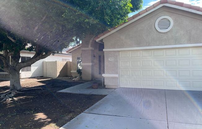 3075 N 83rd Pl