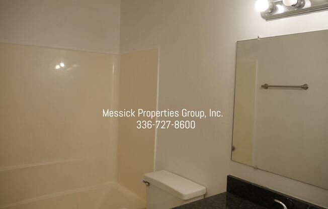 2 beds, 2 baths, $1,400, Unit # 101 C