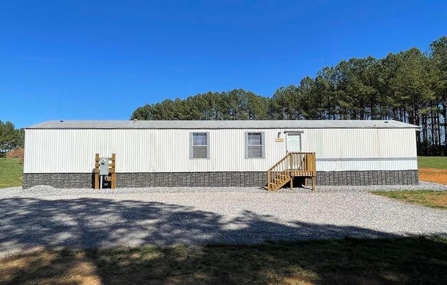 3 BED 2 BATH MOBILE HOME IN GATED COUNTRY SETTING LOCATED IN DENTON AREA
