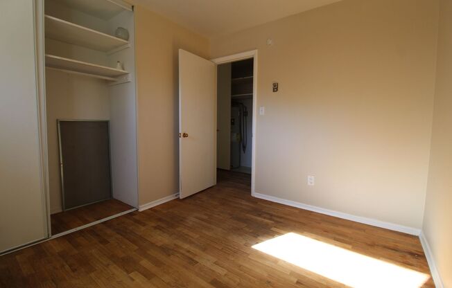 3 beds, 1 bath, $1,695