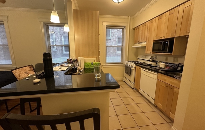 25 Queensberry St.
